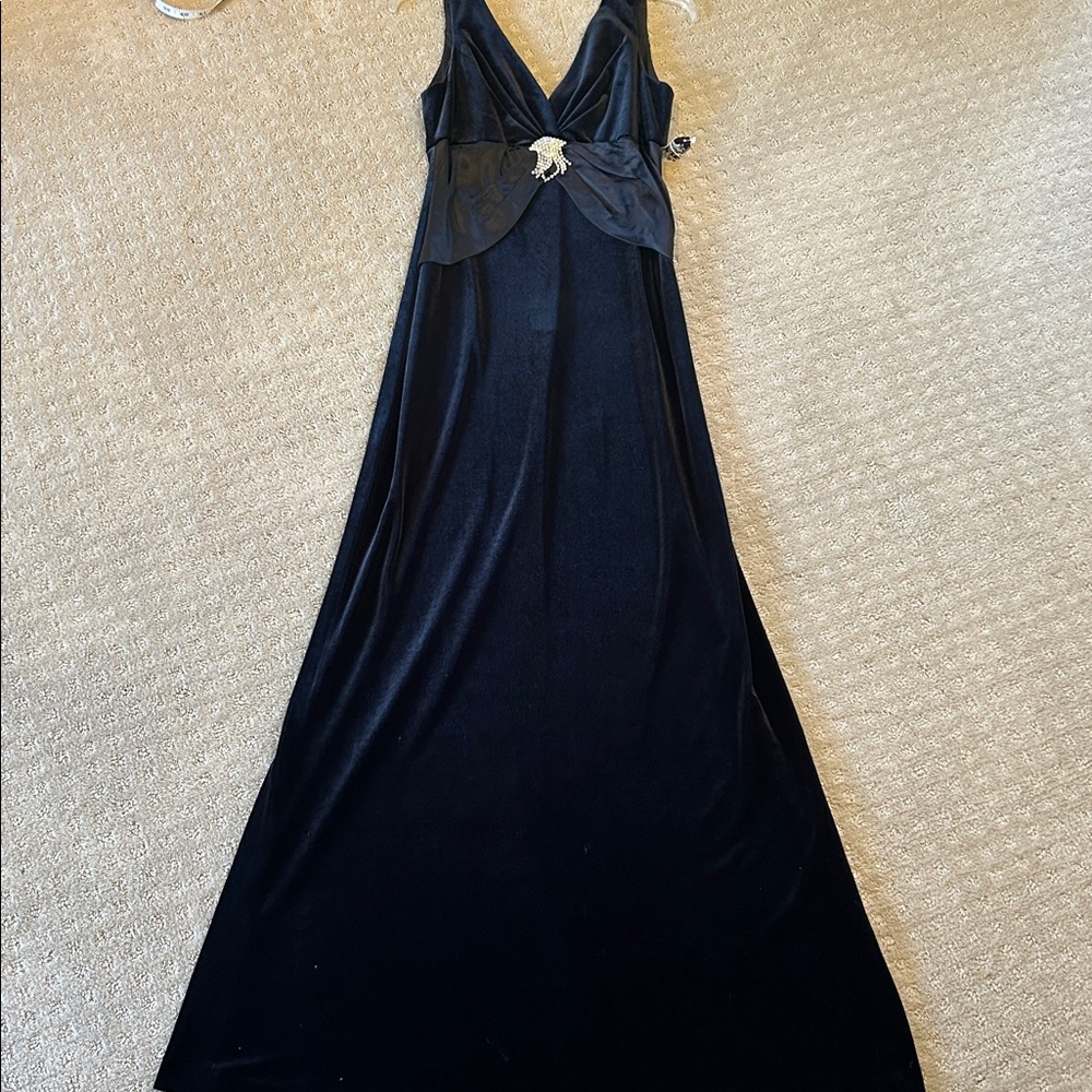 Elegant Black Maxi Dress